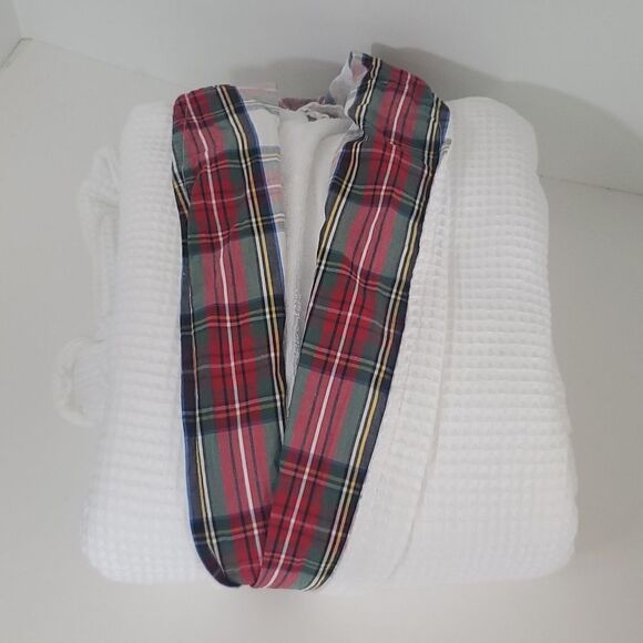 Pottery Barn Waffle Weave Resort Stewart Plaid Robe Unisex Small NWOT - Picture 3 of 5
